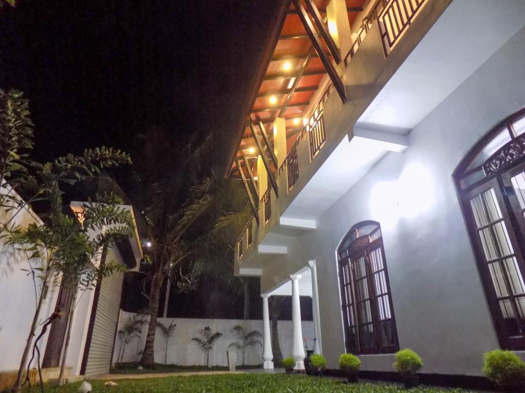 Prosperity Villa Негомбо Экстерьер фото